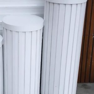 t49 white round decorative pillars
